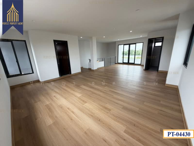 โฮมออฟฟิศ เฉลิมพระเกียรติ 30, Bangkok, Dok Mai, Prawet, Bangkok, , 240 sqm, Shophouse For Sale, by ปภัชญา ธนัตถ์ภรณ์, 500472001 - DDproperty.com