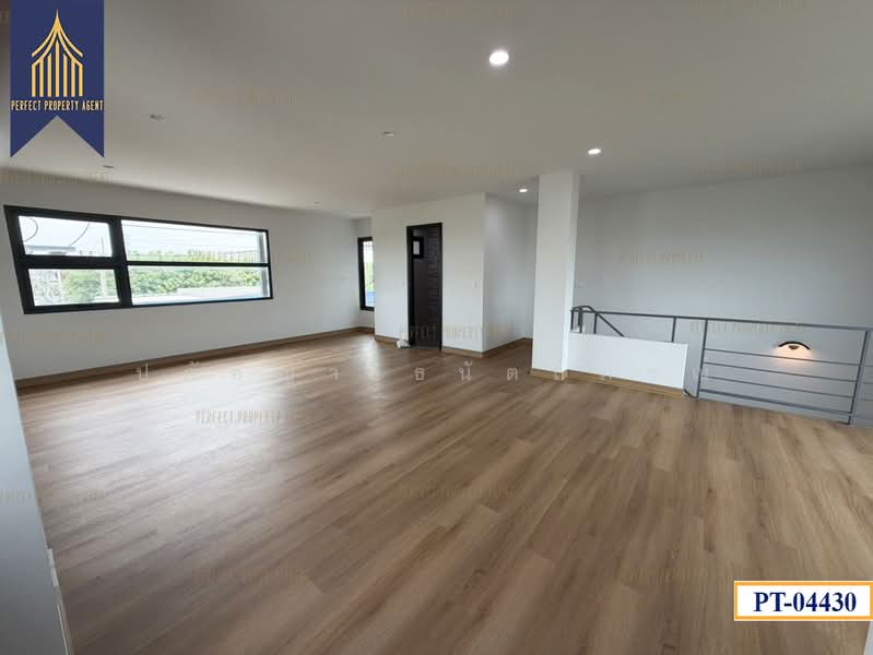 โฮมออฟฟิศ เฉลิมพระเกียรติ 30, Bangkok, Dok Mai, Prawet, Bangkok, , 240 sqm, Shophouse For Sale, by ปภัชญา ธนัตถ์ภรณ์, 500472001 - DDproperty.com