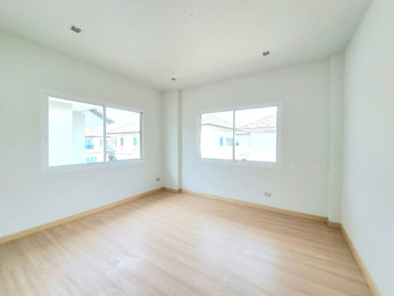 Nusasiri Rama 9-Wongwaen, Bangkok, Krungthep Kreetha Road, Saphan Sung, Bangkok, 3 Bedrooms, 250 sqm, Single Detached House For Sale, by สรภพ ยอดไชย (สีฝุ่น), 500472029 - DDproperty.com
