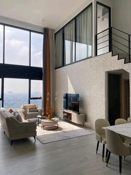 The Lofts Silom, Bangkok, Pramuan Road, Silom, Bang Rak, Bangkok, 2 Bedrooms, 108 sqm, Condo For Rent, by Nakarin Sookpaiboon, 500472066 - DDproperty.com