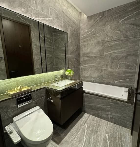 The Esse Sukhumvit 36, Bangkok, Soi Sukhumvit 36, Sukhumvit Road, Phra Kanong, Khlong Toei, Bangkok, 1 Bedroom, 39 sqm, Condo For Rent, by Nakarin Sookpaiboon, 500472093 - DDproperty.com