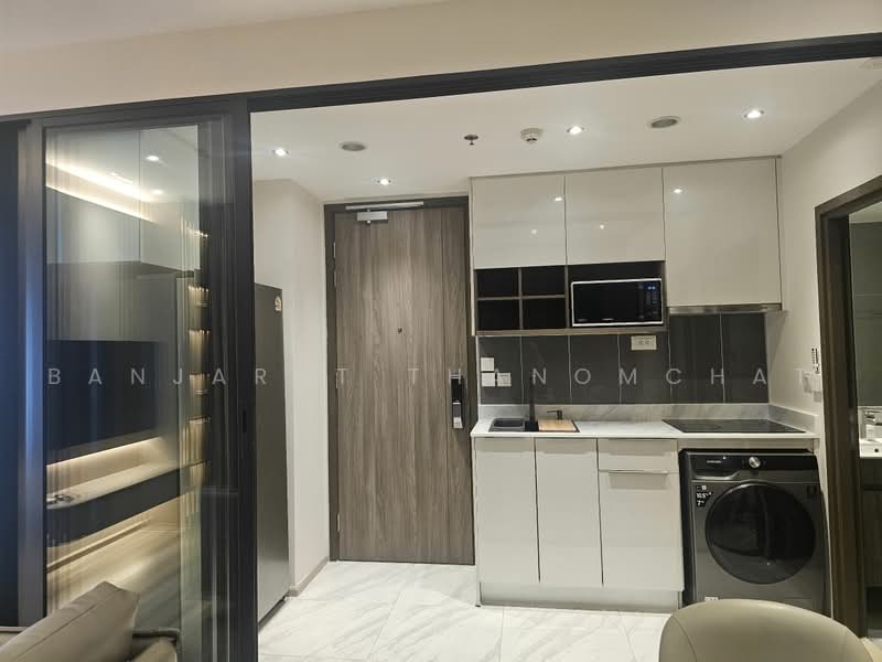 IDEO Mobi Asoke, Bangkok, New Petchaburi Road, Bang Kapi, Huai Khwang, Bangkok, 2 Bedrooms, 61 sqm, Condo For Rent, by Banjarat Thanomchat, 500472098 - DDproperty.com