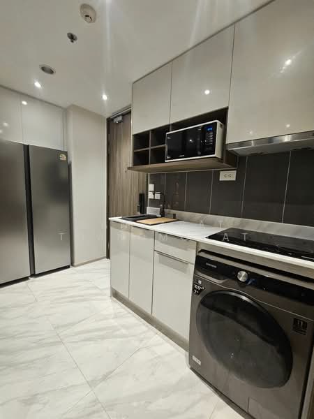 IDEO Mobi Asoke, Bangkok, New Petchaburi Road, Bang Kapi, Huai Khwang, Bangkok, 2 Bedrooms, 61 sqm, Condo For Rent, by Banjarat Thanomchat, 500472098 - DDproperty.com