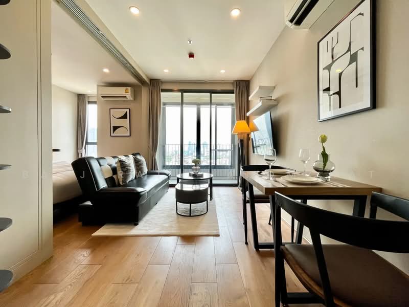 Q Chidlom-Phetchaburi, Bangkok, 1088 Phetchaburi Road, Makkasan, Ratchathewi, Bangkok, 1 Bedroom, 47 sqm, Condo For Rent, by Banjarat Thanomchat, 500472102 - DDproperty.com