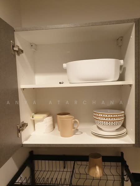 Life Asoke Hype, Bangkok, 339 Chaturathit Rd, Makkasan, Ratchathewi, Bangkok, 2 Bedrooms, 36 sqm, Condo For Rent, by Anya Atarchanai, 500472110 - DDproperty.com