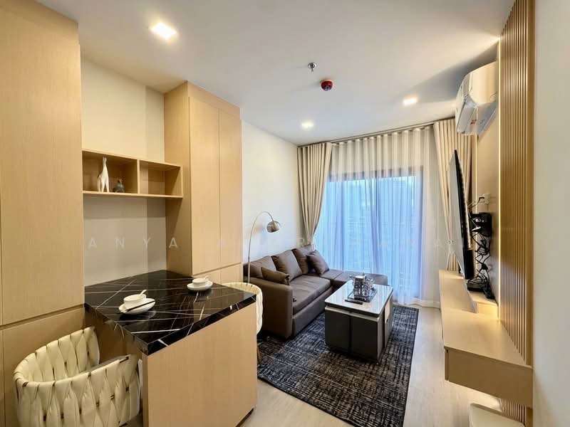 Life Phahon-Ladprao, Bangkok, 996 Phahonyothin Road, Jom Phon, Chatuchak, Bangkok, 1 Bedroom, 35 sqm, Condo For Rent, by Anya Atarchanai, 500472127 - DDproperty.com