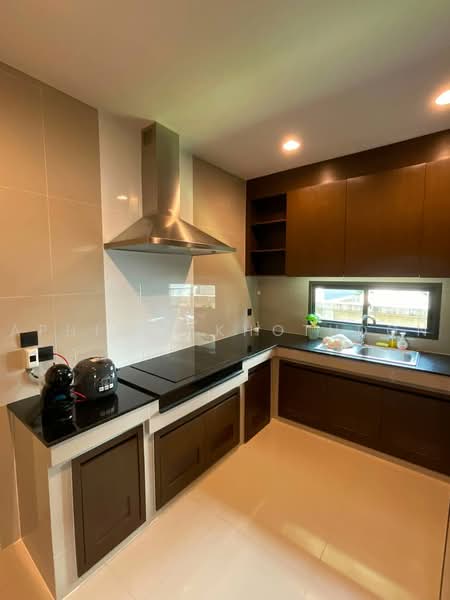 Setthasiri Krungthep Kreetha, Bangkok, Krungthep Kreetha Road, Hua Mak, Bang Kapi, Bangkok, 3 Bedrooms, 260 sqm, Single Detached House For Rent, by Aphisit Khotudon, 500472138 - DDproperty.com