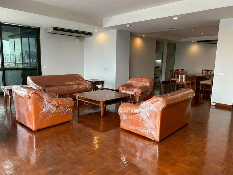 Baan Yen Akard, Bangkok, Yenakat, Chong Nonsi, Yan Nawa, Bangkok, 2 Bedrooms, 245 sqm, Condo For Rent, by Thanida Richy Estate Co., Ltd., 500472148 - DDproperty.com