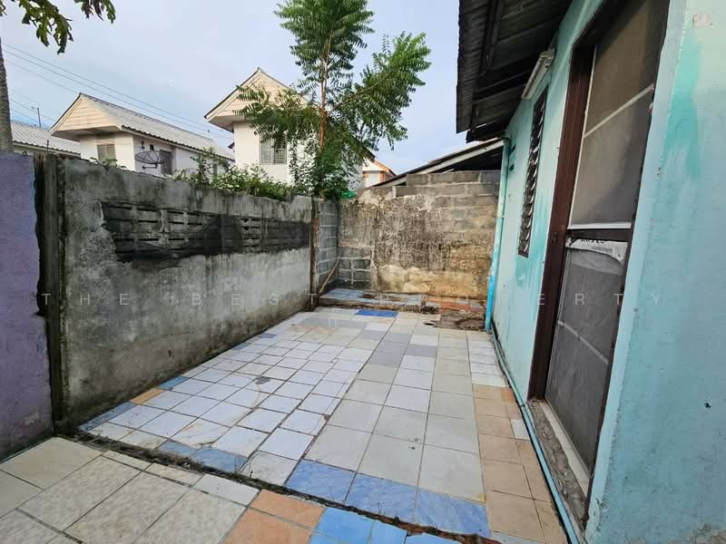 โครงการบ้านเอื้ออาทร 5/1 คลองหลวง, Pathum Thani, Khlong Ha, Khlong Luang, Pathum Thani, 2 Bedrooms, 100 sqm, Single Detached House For Sale, by The Best Property กิ๊ก, 500472156 - DDproperty.com