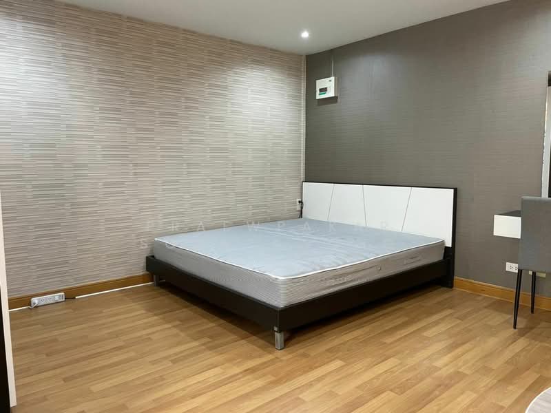 39 Suites, Bangkok, Sukhumvit 39, Khlong Tan Nua, Watthana, Bangkok, 1 Bedroom, 32 sqm, Condo For Rent, by Praewpakar Soontawong, 500472160 - DDproperty.com