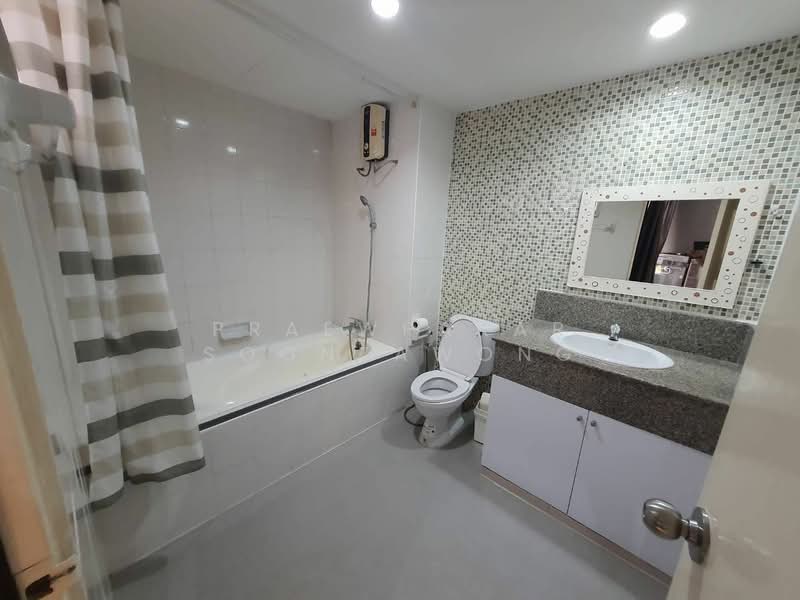 39 Suites, Bangkok, Sukhumvit 39, Khlong Tan Nua, Watthana, Bangkok, 1 Bedroom, 32 sqm, Condo For Rent, by Praewpakar Soontawong, 500472160 - DDproperty.com