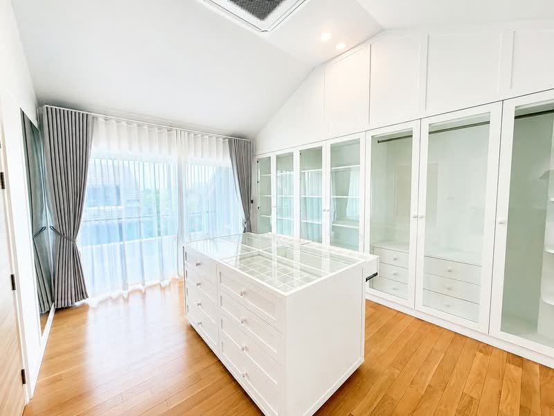 Private Nirvana Through Ekamai – Raminthra, Bangkok, Unnamed Road, Khlong Chan, Bang Kapi, Bangkok, 3 Bedrooms, 265 sqm, Single Detached House For Sale, by คุณ น้ำตาล, 500472199 - DDproperty.com
