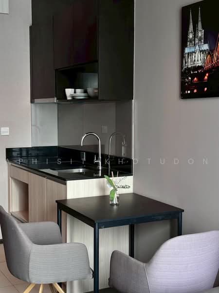 The Edge Sukhumvit 23, Bangkok, 6 Soi Sukhumvit 23, Khlongtoei Nua, Watthana, Bangkok, 3 Bedrooms, 32 sqm, Condo For Sale, by Aphisit Khotudon, 500472234 - DDproperty.com