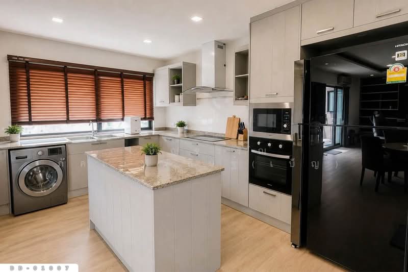 Viia 7 Bangna, Samut Prakan, Bangna Garden, Bang Sao Thong, Samut Prakan, 3 Bedrooms, 214 sqm, Condo For Sale, by Benchawarin Pakkawetppisit, 500472237 - DDproperty.com