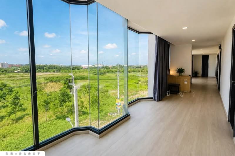 Viia 7 Bangna, Samut Prakan, Bangna Garden, Bang Sao Thong, Samut Prakan, 3 Bedrooms, 214 sqm, Condo For Sale, by Benchawarin Pakkawetppisit, 500472237 - DDproperty.com