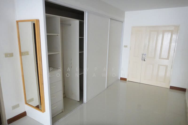 Waterford Park Rama 4, Bangkok, 77 Phum Chit Alley, Phra Kanong, Khlong Toei, Bangkok, 1 Bedroom, 50 sqm, Condo For Rent, by Praewpakar Soontawong, 500472245 - DDproperty.com