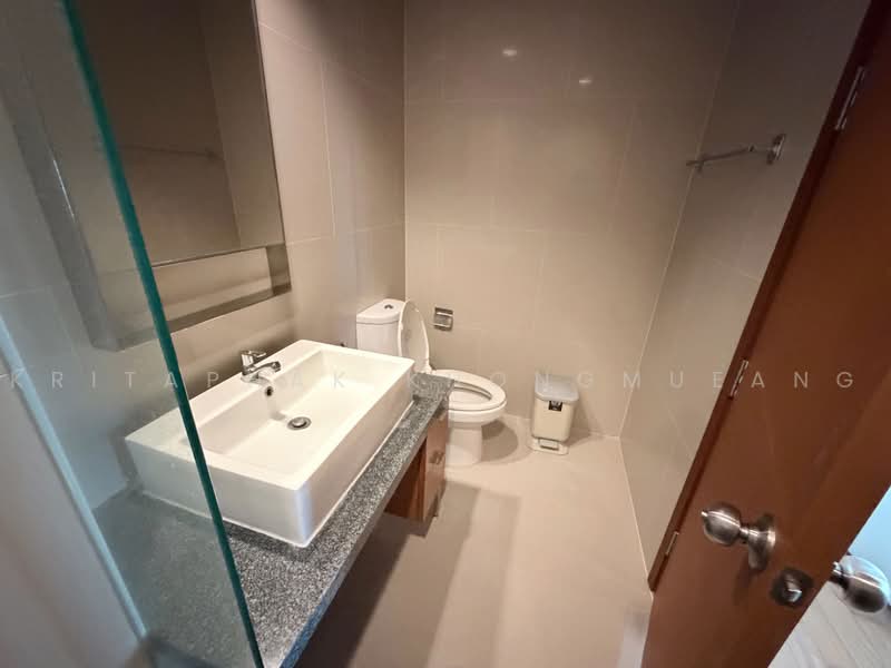 Villa Sathorn, Bangkok, 5 KrungThonBuri Road, Khlong Ton Sai, Khlong San, Bangkok, 2 Bedrooms, 83 sqm, Condo For Rent, by Kritaphak Khongmueang, 500472253 - DDproperty.com