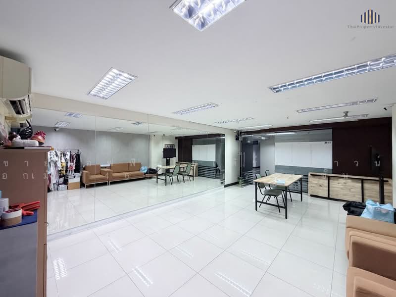 Modern Town Ekkachai 46, Bangkok, Soi Ekkachai 46, Bang Bon, Bangkok, 1 Bedroom, 47 sqm, Single Detached House For Sale, by ขายออฟฟิศโมเดิร์น ทาวน์ เอกมัย 46.52 ตร.ม ชั้น 5, 500472254 - DDproperty.com