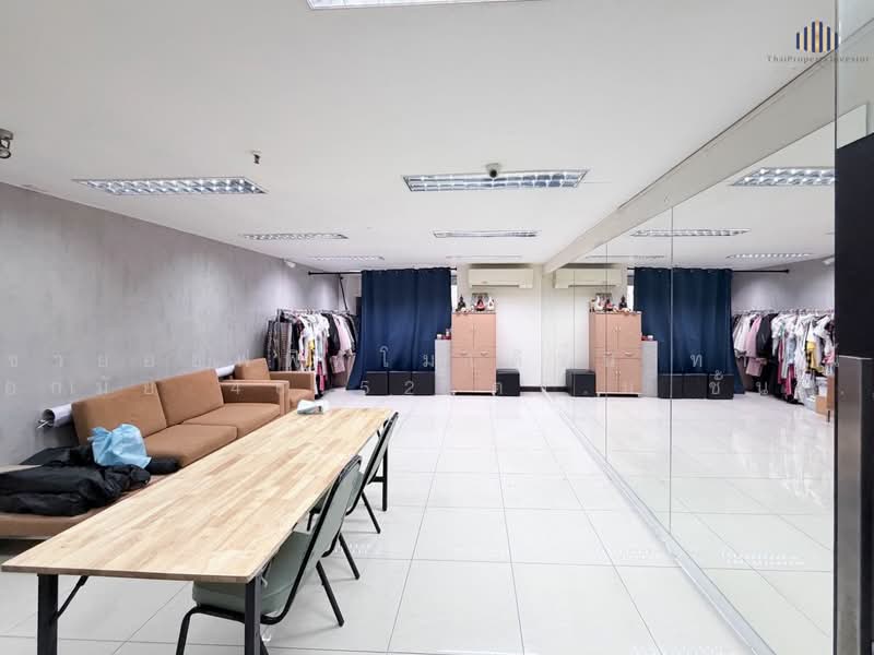 Modern Town Ekkachai 46, Bangkok, Soi Ekkachai 46, Bang Bon, Bangkok, 1 Bedroom, 47 sqm, Single Detached House For Sale, by ขายออฟฟิศโมเดิร์น ทาวน์ เอกมัย 46.52 ตร.ม ชั้น 5, 500472254 - DDproperty.com
