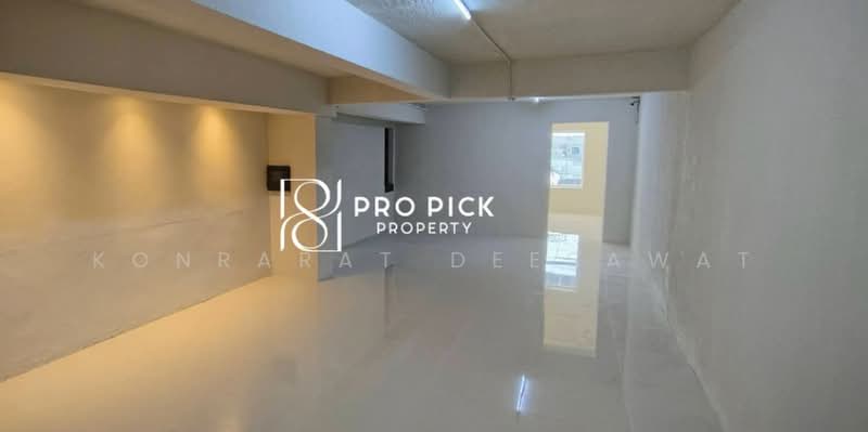 For Rent Shophouse 450 Sqm. BTS Ekkamai Sukhumvit Watthana Bangkok, Bangkok, สุขุมวิท, Khlong Tan Nua, Watthana, Bangkok, , 450 sqm, Business For Rent, by Konrarat Deesawat, 500472297 - DDproperty.com