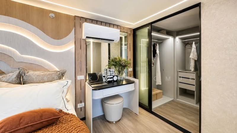 SOHO Bangkok Ratchada, Bangkok, 74 Pracha Rat Bamphen Rd, Huai Khwang, Bangkok, 2 Bedrooms, 48 sqm, Condo For Rent, by Kritaphak Khongmueang, 500472299 - DDproperty.com