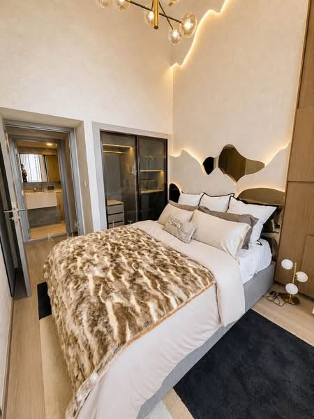 SOHO Bangkok Ratchada, Bangkok, 74 Pracha Rat Bamphen Rd, Huai Khwang, Bangkok, 2 Bedrooms, 48 sqm, Condo For Sale, by Kritaphak Khongmueang, 500472318 - DDproperty.com
