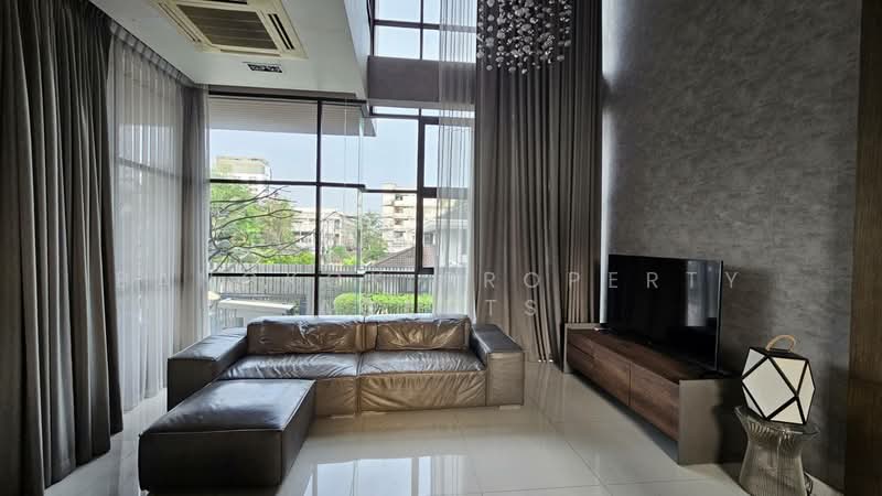 Townhouse in Ekkamai with private pool, กรุงเทพ, คลองตันเหนือ, วัฒนา, กรุงเทพ, 450 ตร.ม., ทาวน์เฮ้าส์ ให้เช่า, โดย BANGKOK PROPERTY AGENTS, 500472320 - DDproperty.com