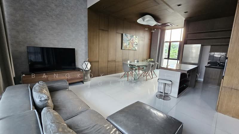 Townhouse in Ekkamai with private pool, กรุงเทพ, คลองตันเหนือ, วัฒนา, กรุงเทพ, 450 ตร.ม., ทาวน์เฮ้าส์ ให้เช่า, โดย BANGKOK PROPERTY AGENTS, 500472320 - DDproperty.com