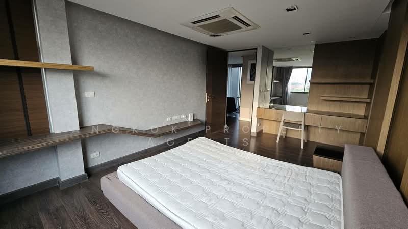 Townhouse in Ekkamai with private pool, กรุงเทพ, คลองตันเหนือ, วัฒนา, กรุงเทพ, 450 ตร.ม., ทาวน์เฮ้าส์ ให้เช่า, โดย BANGKOK PROPERTY AGENTS, 500472320 - DDproperty.com