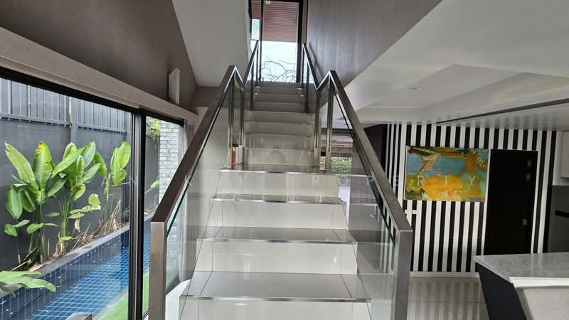 Townhouse in Ekkamai with private pool, กรุงเทพ, คลองตันเหนือ, วัฒนา, กรุงเทพ, 450 ตร.ม., ทาวน์เฮ้าส์ ให้เช่า, โดย BANGKOK PROPERTY AGENTS, 500472320 - DDproperty.com