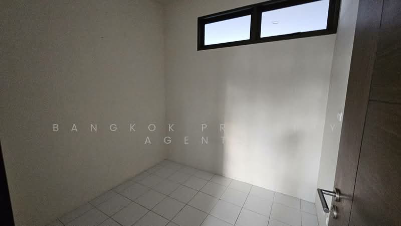 Townhouse in Ekkamai with private pool, กรุงเทพ, คลองตันเหนือ, วัฒนา, กรุงเทพ, 450 ตร.ม., ทาวน์เฮ้าส์ ให้เช่า, โดย BANGKOK PROPERTY AGENTS, 500472320 - DDproperty.com