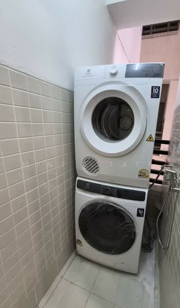 Baan Piya Sathorn, Bangkok, Soi Suanplu (Sathorn Soi 3) South Sathorn Road, Thung Maha Mek, Sathon, Bangkok, 2 Bedrooms, 96 sqm, Condo For Rent, by Mint Estate, 500472338 - DDproperty.com