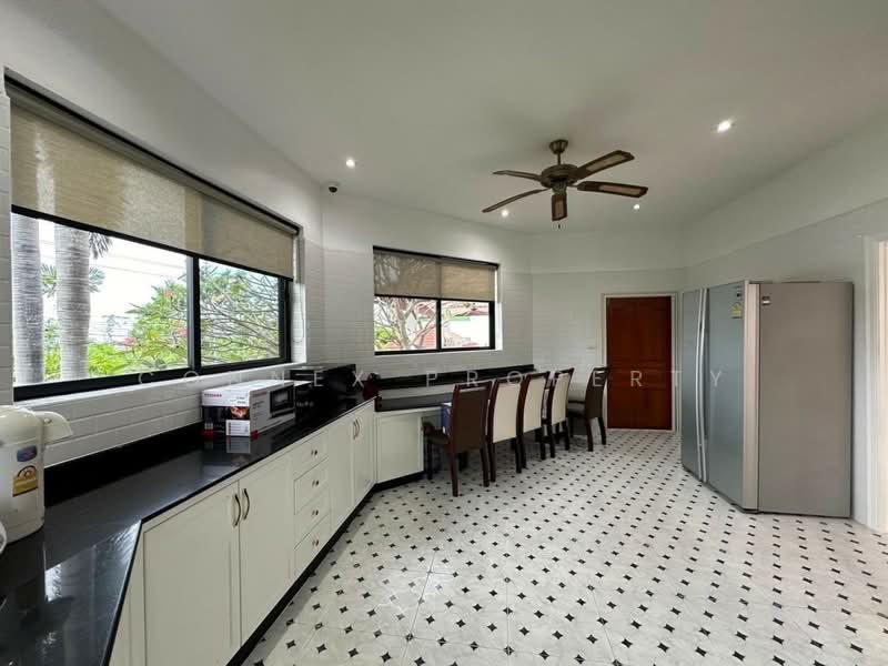 Paradise Villa 1 & 2, Chon Buri (Pattaya), Nong Pru, Bang Lamung (Pattaya), Chon Buri (Pattaya), 4 Bedrooms, 500 sqm, Villa For Rent, by Connex Property, 500472367 - DDproperty.com