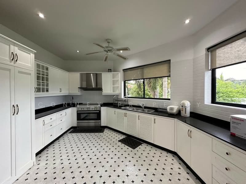 Paradise Villa 1 & 2, Chon Buri (Pattaya), Nong Pru, Bang Lamung (Pattaya), Chon Buri (Pattaya), 4 Bedrooms, 500 sqm, Villa For Rent, by Connex Property, 500472367 - DDproperty.com