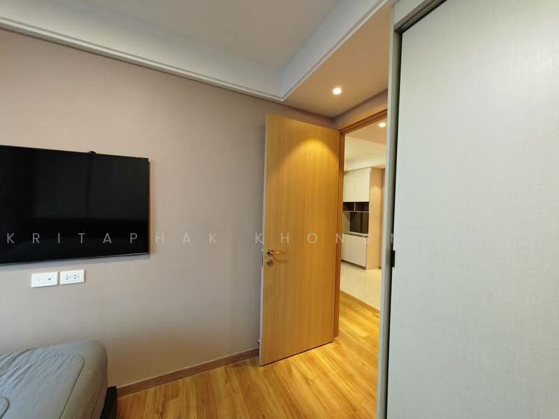 Regal Sathon-Naradhiwas, Bangkok, Naradhiwas Rajanagarindra Road, Thung Maha Mek, Sathon, Bangkok, 1 Bedroom, 33 sqm, Condo For Rent, by Kritaphak Khongmueang, 500472373 - DDproperty.com