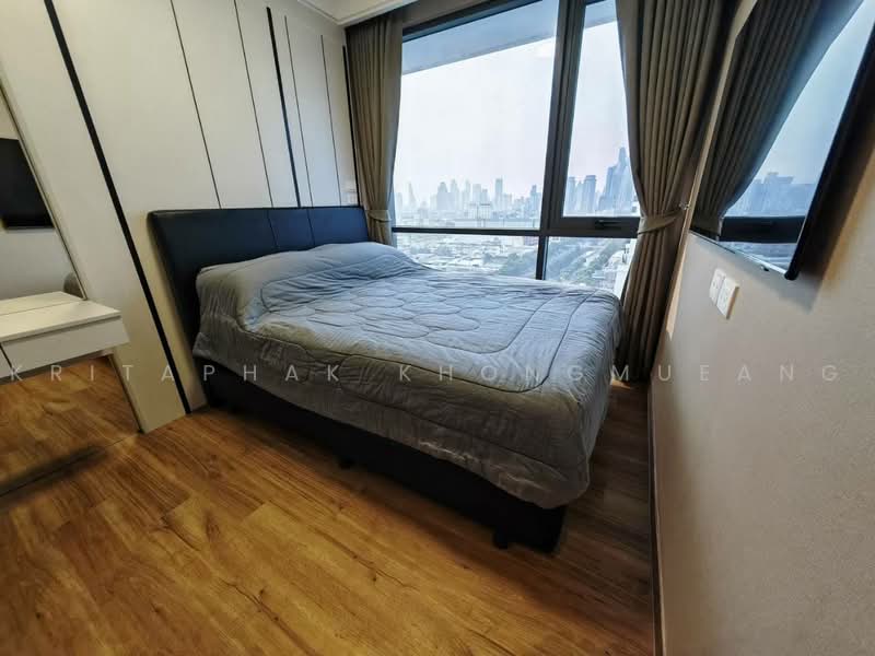 Regal Sathon-Naradhiwas, Bangkok, Naradhiwas Rajanagarindra Road, Thung Maha Mek, Sathon, Bangkok, 1 Bedroom, 33 sqm, Condo For Rent, by Kritaphak Khongmueang, 500472373 - DDproperty.com