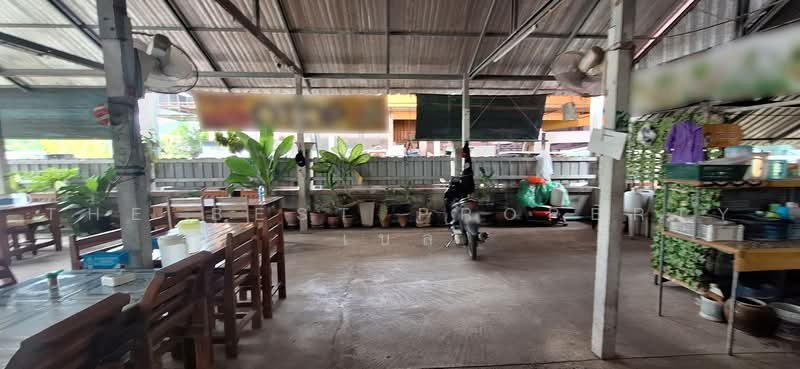 บ้านเดี่ยวพร้อมกิจการท่าเรือ นครศรีธรรมราช, Nakhon Si Thammarat, Tha Rua, Muang Nakhon Sri Thammarat, Nakhon Si Thammarat, 1 Bedroom, 150 sqm, Single Detached House For Sale, by The Best Property เบล, 500472378 - DDproperty.com