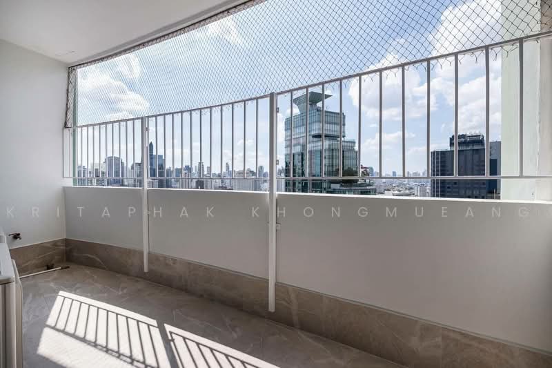 Fifty Fifth Tower, Bangkok, 84 Soi Sukhumvit 55, Sukhumvit Road, Khlong Tan Nua, Watthana, Bangkok, 3 Bedrooms, 223 sqm, Condo For Rent, by Kritaphak Khongmueang, 500472382 - DDproperty.com