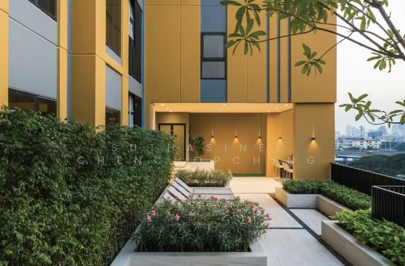 Metris Pattanakarn-Ekkamai, Bangkok, 486 Phatthanakan Road, Suan Luang, Bangkok, 1 Bedroom, 31 sqm, Condo For Sale, by Suthasinee Chenchopching, 500472402 - DDproperty.com