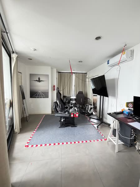 J.C. Tower, Bangkok, Soi Sukhumvit 55, Khlong Tan Nua, Watthana, Bangkok, 2 Bedrooms, 96 sqm, Condo For Sale, by Suthasinee Chenchopching, 500472407 - DDproperty.com