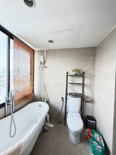 J.C. Tower, Bangkok, Soi Sukhumvit 55, Khlong Tan Nua, Watthana, Bangkok, 2 Bedrooms, 96 sqm, Condo For Sale, by Suthasinee Chenchopching, 500472407 - DDproperty.com