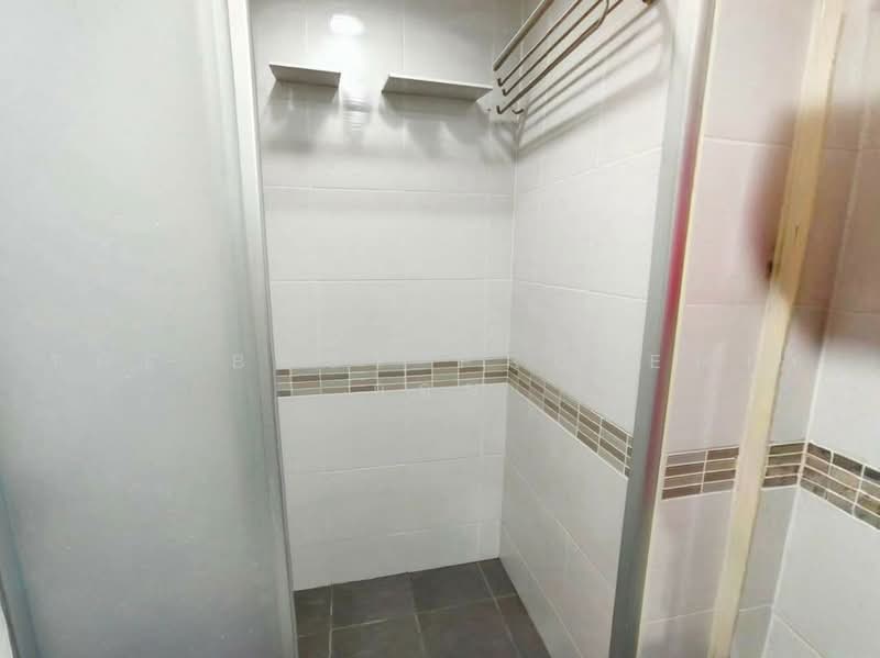 Lumpini Place Borom Ratchachonni - Pinklao, Bangkok, Boromratchachonnanee Road, Taling Chan, Bangkok, 1 Bedroom, 32 sqm, Condo For Sale, by The Best Property กฤษ, 500472417 - DDproperty.com