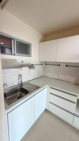 Lumpini Place Rama 9-Ratchada, Bangkok, Rama 9 Road, Huai Khwang, Bangkok, 2 Bedrooms, 70 sqm, Condo For Rent, by Kritaphak Khongmueang, 500472421 - DDproperty.com