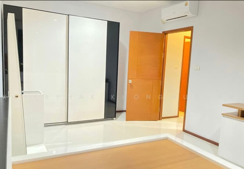 Villa Sathorn, Bangkok, 5 KrungThonBuri Road, Khlong Ton Sai, Khlong San, Bangkok, 1 Bedroom, 55 sqm, Condo For Rent, by Kritaphak Khongmueang, 500472443 - DDproperty.com