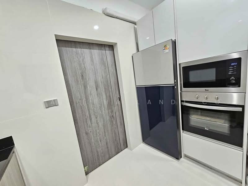 Spacious 4BR House for Rent at Baan Lumpini Suanluang–Rama 9 | 228 SqM, Bangkok, Nong Bon, Prawet, Bangkok, 4 Bedrooms, 228 sqm, Single Detached House For Rent, by Fazwaz (Thailand) Co., Ltd., 500472445 - DDproperty.com