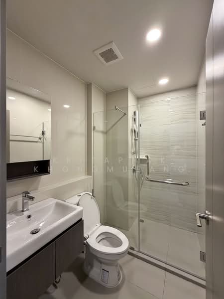 Aspire Onnut Station, Bangkok, Sukhumvit Road, Phra Kanong, Khlong Toei, Bangkok, 1 Bedroom, 31 sqm, Condo For Rent, by Kritaphak Khongmueang, 500472452 - DDproperty.com