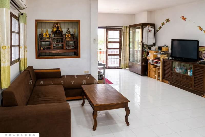 Detached house, Sahakon Nikhom Village, Soi 9, Mae Jo, San Sai, Chiang Mai. DD-01034, Chiang Mai, Pa Phai, San Sai, Chiang Mai, 5 Bedrooms, 230 sqm, Single Detached House For Sale, by Benchawarin Pakkawetppisit, 500472454 - DDproperty.com