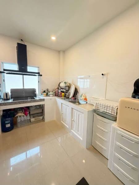 A house for rent near Bo-Sang Handicrafts Centre, Chiang Mai Rental Price: 40,000THB/month No.13H738, Chiang Mai, San Ton Pao, San Kamphaeng, Chiang Mai, 3 Bedrooms, 150 sqm, Single Detached House For Rent, by Baandeedee Chiangmai, 500472492 - DDproperty.com