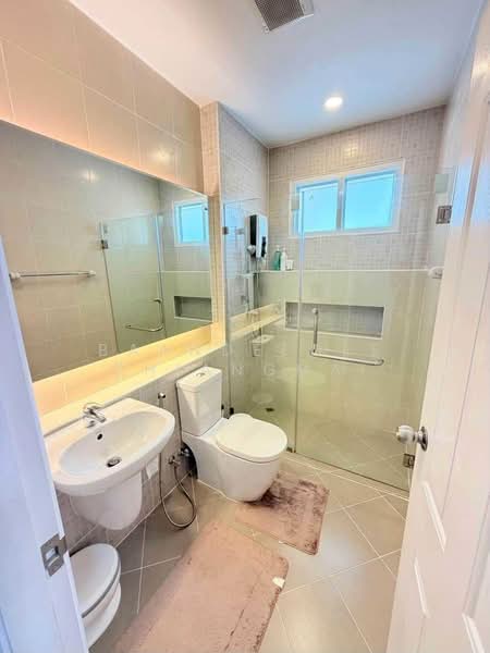 บ้านให้เช่า – ใกล้ศูนย์หัตถกรรมร่มบ่อสร้างสันกำแพง เพียง 5 นาที ค่าเช่า 40,000 บาท / เดือน No.13H738, เชียงใหม่, ต้นเปา, สันกำแพง, เชียงใหม่, 150 ตร.ม., บ้านเดี่ยว ให้เช่า, โดย Baandeedee Chiangmai, 500472492 - DDproperty.com