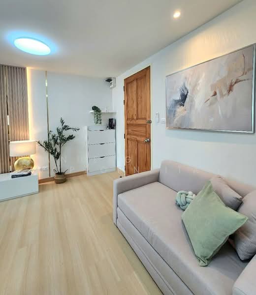 Ratchada City 18 Condominium, Bangkok, Soi 18, Ratchadaphisek Road, Samsen Nok, Huai Khwang, Bangkok, 1 Bedroom, 32 sqm, Condo For Sale, by Kanueng (Pro) Noppornpitak, 500472517 - DDproperty.com